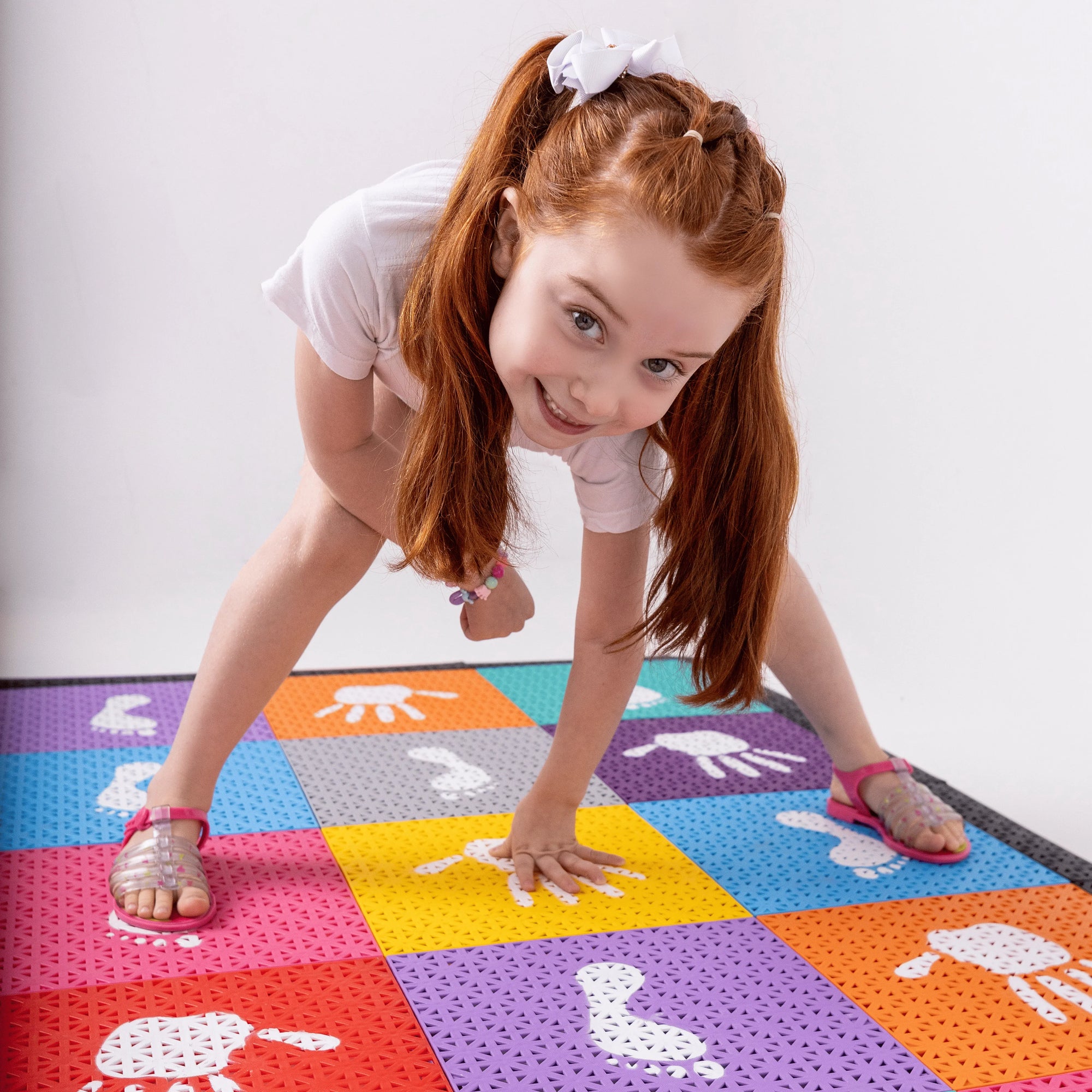 Piso modular Pé e Mão, brinquedo coordenação motora, tapete agilidade infantil, circuito motor, piso educativo.