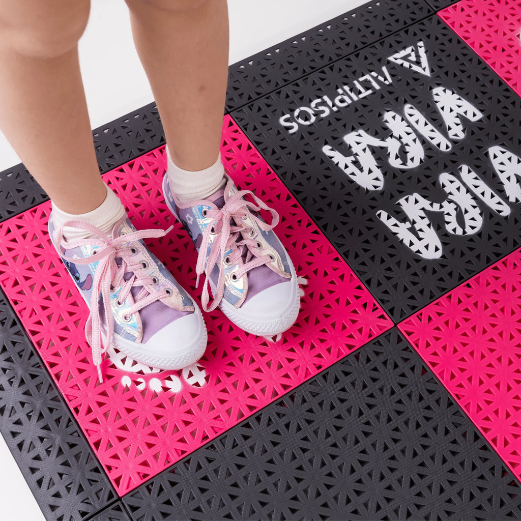 	jogo de lateralidade / piso modular vira vira / brincadeira coordenação motora / circuito motor infantil / tapete agilidade